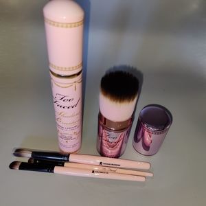 Too faced vintage brush bundle